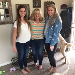 Meet your Posher, Connie